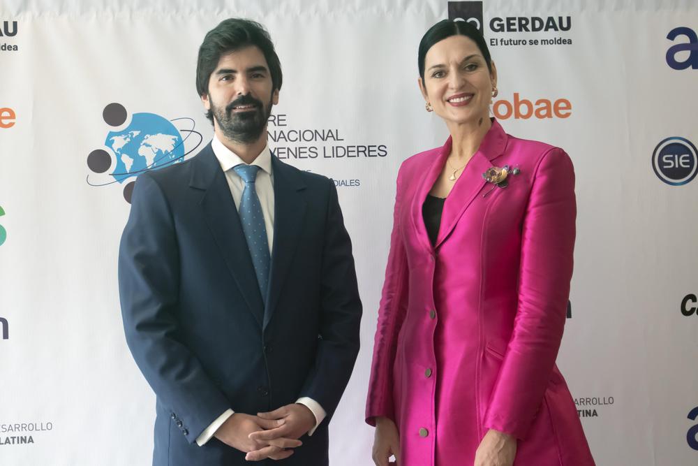 Leandro Viotto y Signe Zeikate