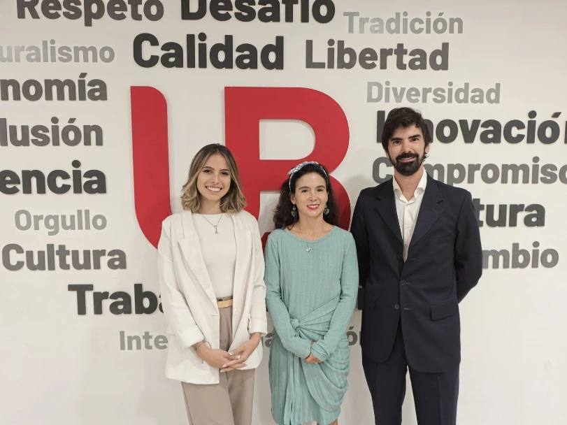 ENCUENTRO DE LÍDERES CON Magalí Bobbio, funcionaria de la Corte penal internacional. 🌍✨ ¡Una n (1)